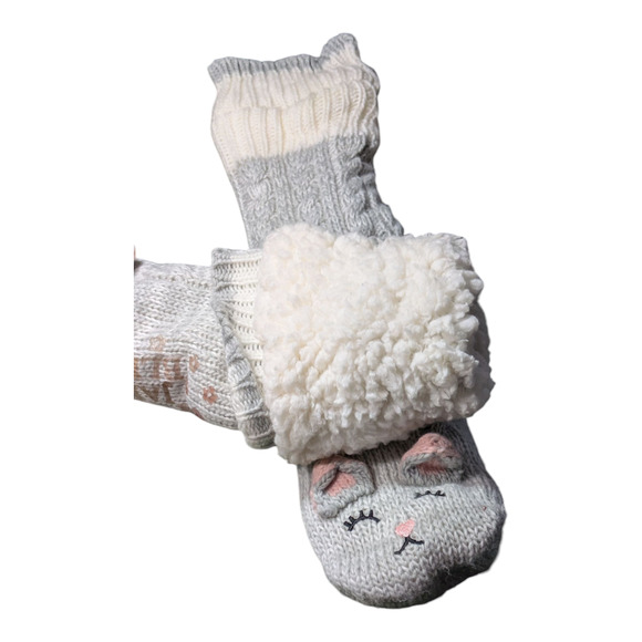 Jane and Bleecker Women's Slipper Socks With A Plushfill Lining - Picture 4 of 7